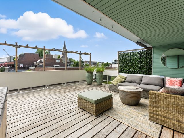 Nedersassen 6, Alblasserdam