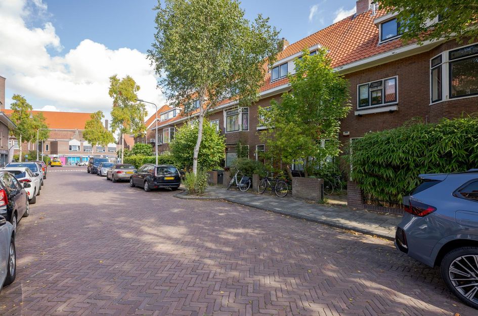 Van 't Hoffstraat 8A
