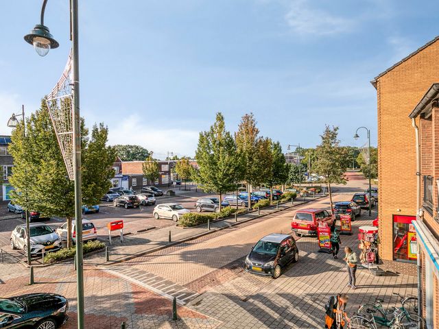 Westvoorstraat 44, Dinteloord