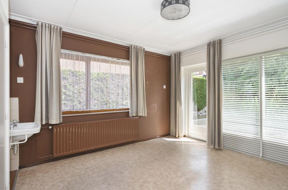 Bovenstraat 16