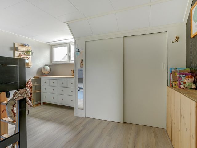 Molenstraat 15, Standdaarbuiten
