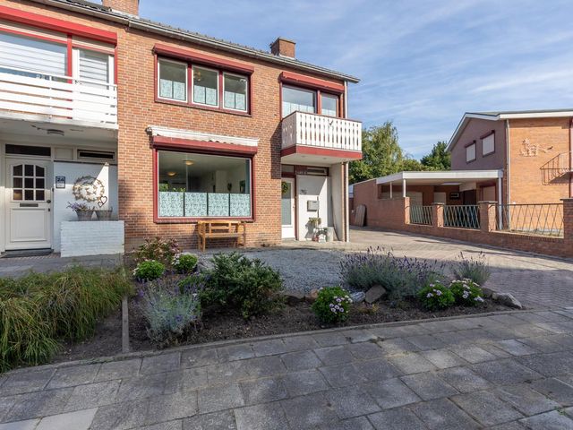 Achter Spitsbergen 26, Sittard