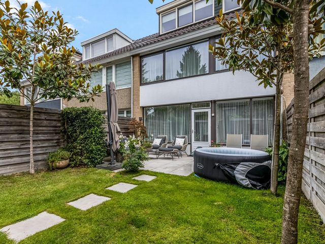 Weezenhof 2115, Nijmegen