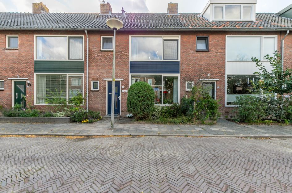 Anna Van Saksenstraat 16