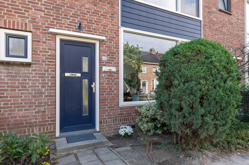 Anna Van Saksenstraat 16
