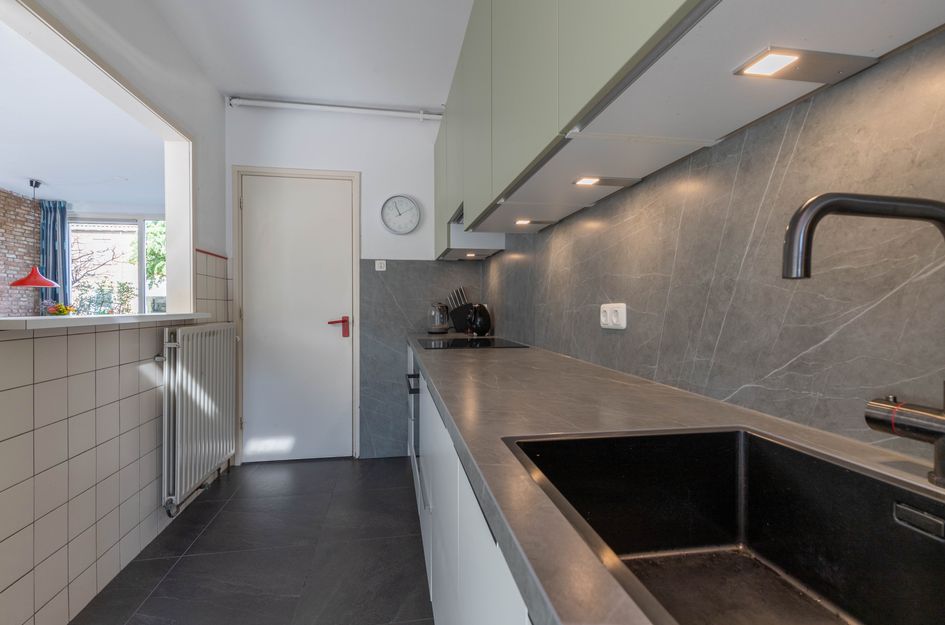 Anna Van Saksenstraat 16