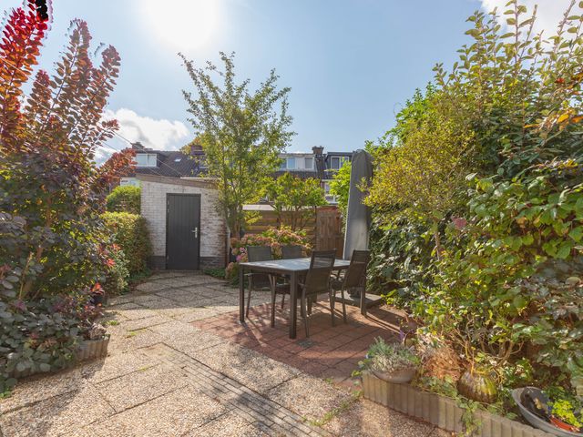 Anna Van Saksenstraat 16, Leiderdorp