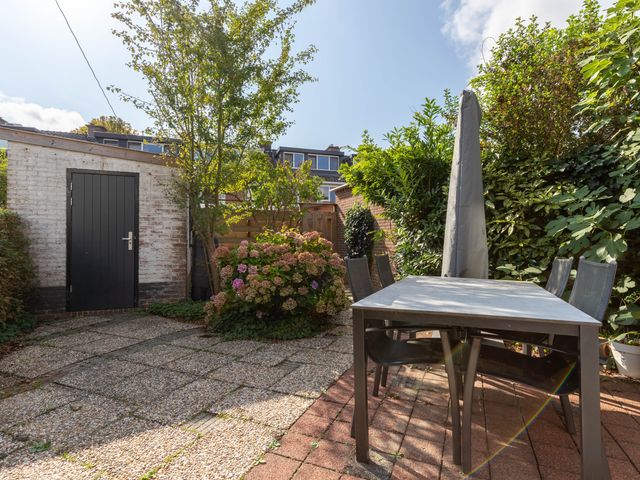 Anna Van Saksenstraat 16, Leiderdorp