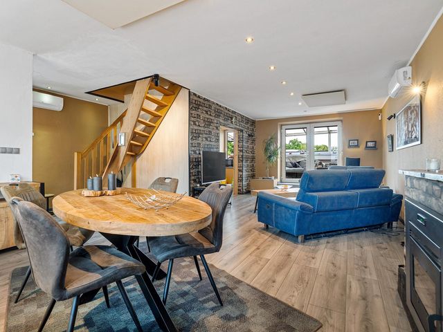 Erensteinerstraat 65, Kerkrade