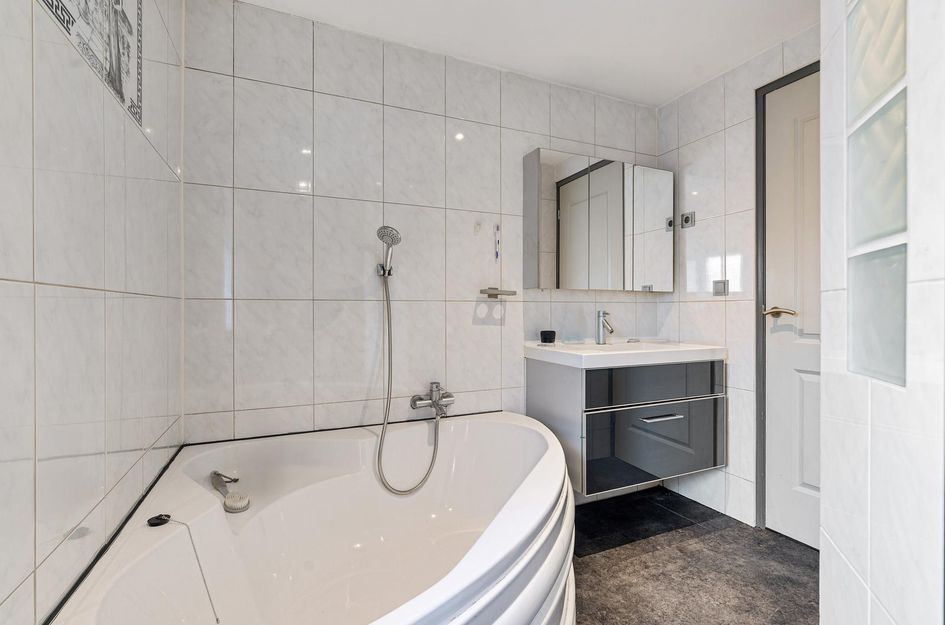 Erensteinerstraat 65