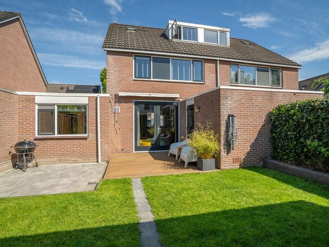 Kemenadehoek 18, Enschede