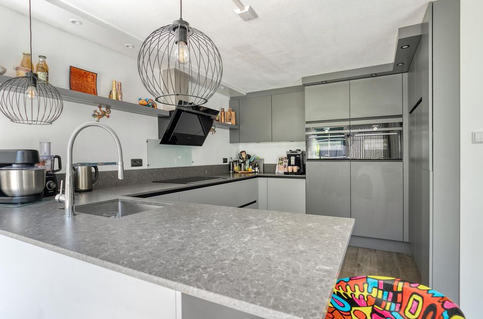 Michiel de Ruijtersingel 9