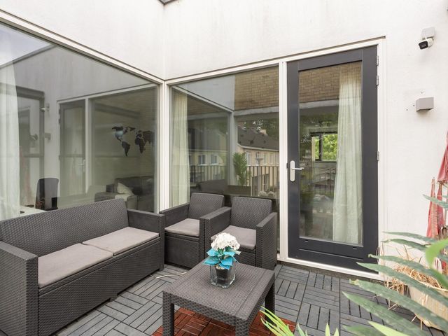 Doornenburg 29, Rotterdam