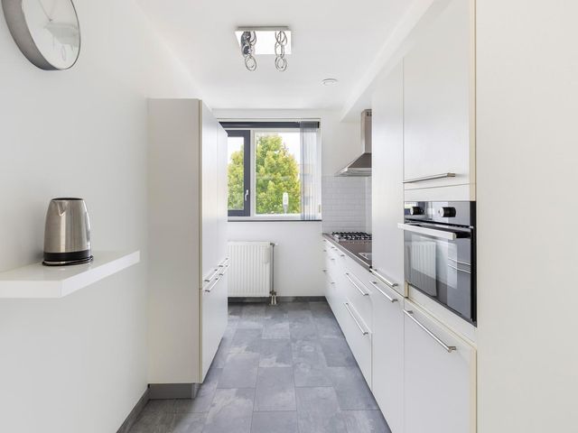 Doornenburg 29, Rotterdam