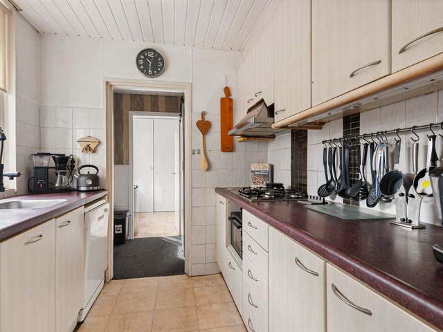 Kamperfoelieplein 25, Katwijk
