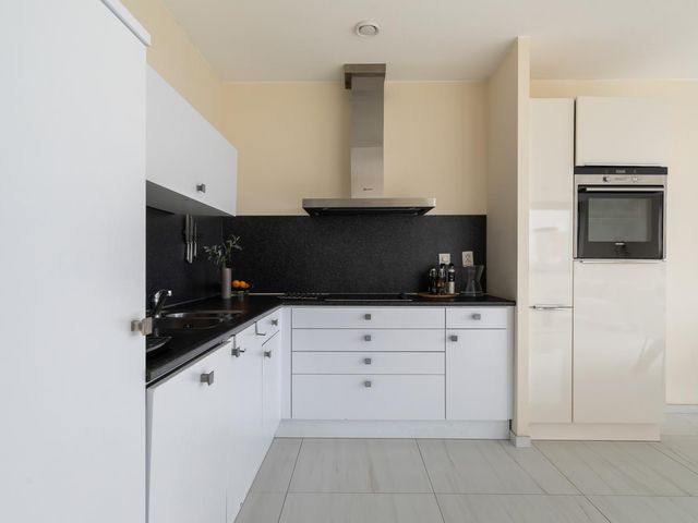 Corsicalaan 87, Rotterdam