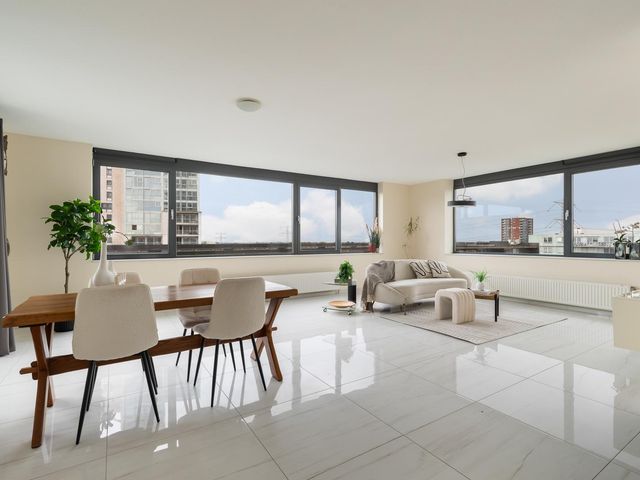 Corsicalaan 87, Rotterdam