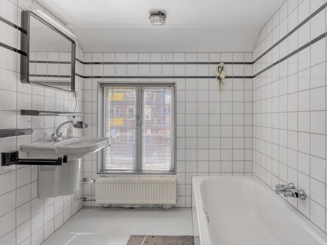 Westfrankelandsestraat 36, Schiedam
