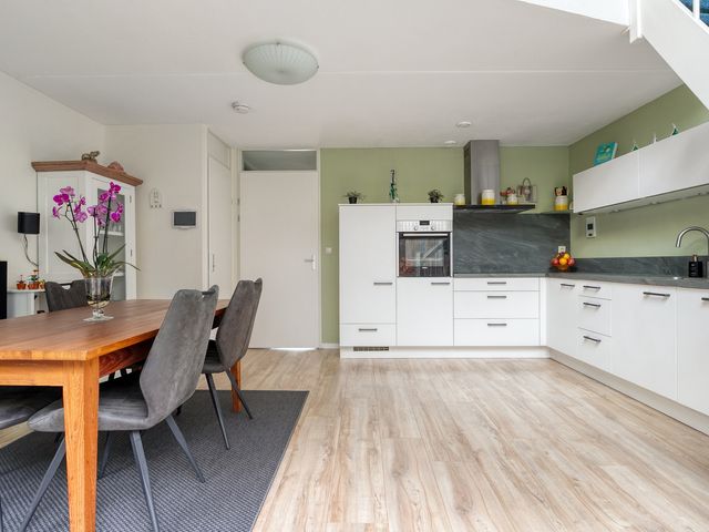 Joop Den Uyllaan 110, Schiedam
