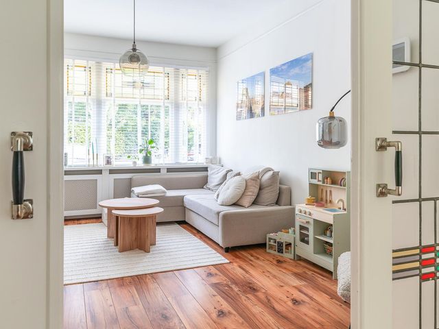 Bosbesstraat 137, 'S-Gravenhage