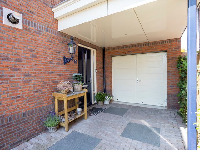 Laurenburg 24, Bleiswijk