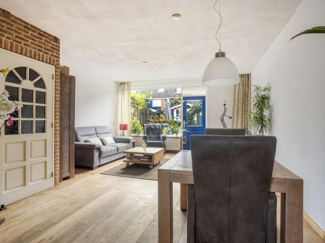Briljant 38, Heerhugowaard