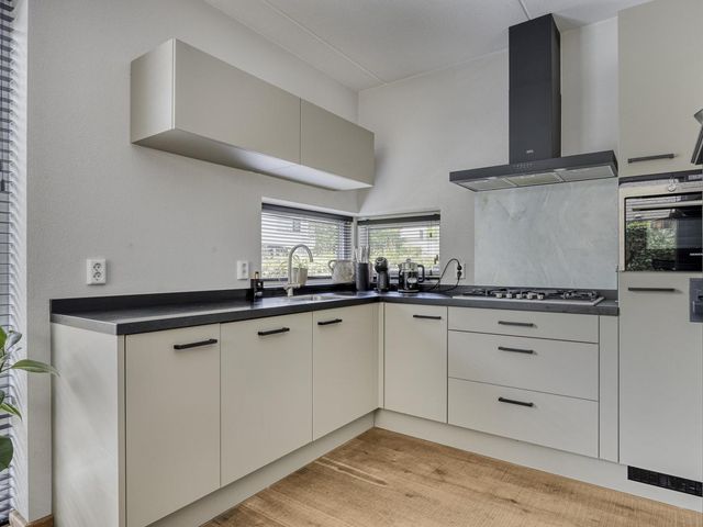 Mierberg 30, Roosendaal