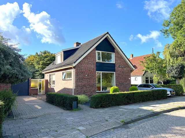 Kerkstraat 49b, Waarland