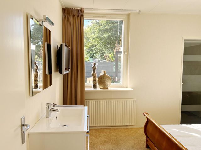 Kerkstraat 49b, Waarland