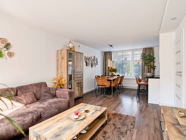Ledeackerstraat 18, Tilburg