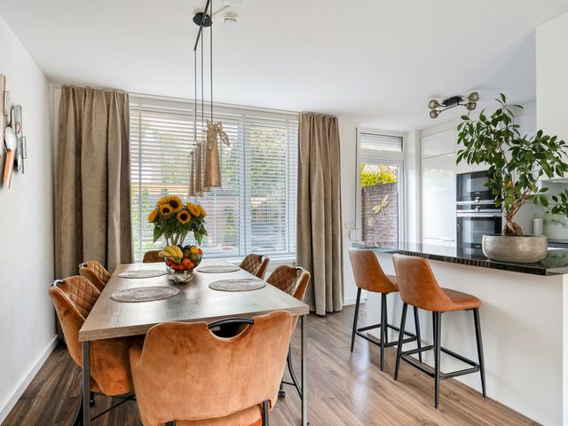 Ledeackerstraat 18, Tilburg