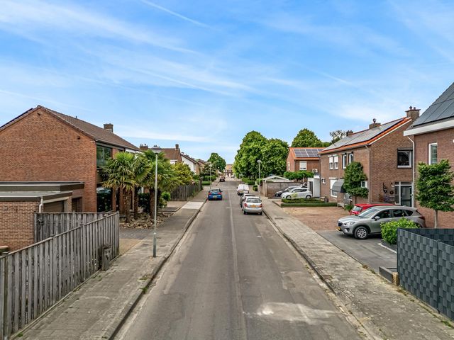 Ledderkenstraat 11, Stein