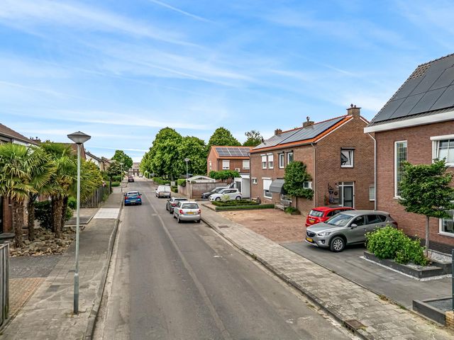 Ledderkenstraat 11, Stein