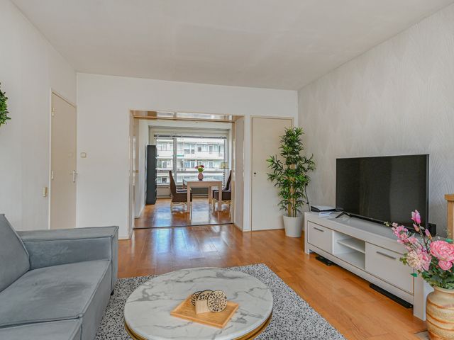 Saffierhorst 186, Den Haag