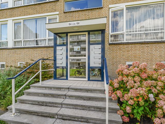 Saffierhorst 186, Den Haag