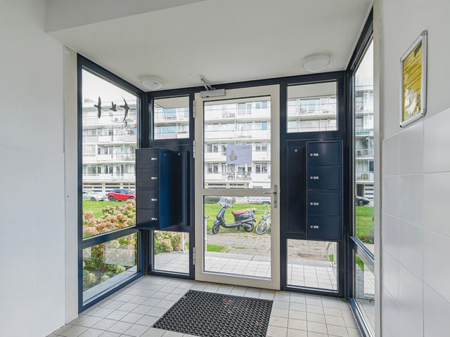 Saffierhorst 186, Den Haag