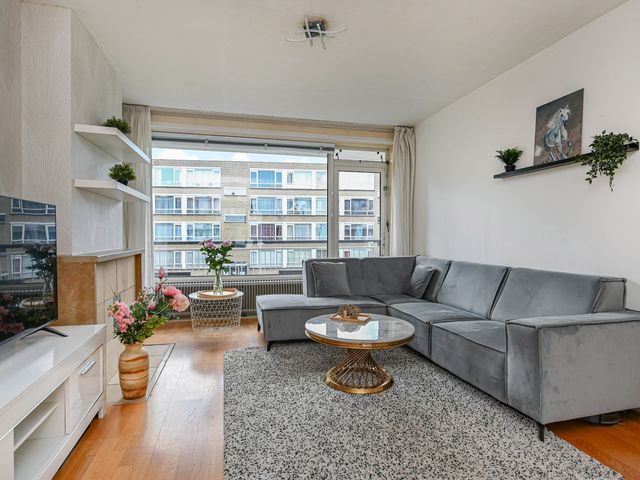 Saffierhorst 186, Den Haag