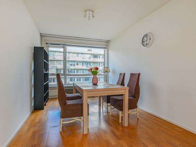 Saffierhorst 186, Den Haag