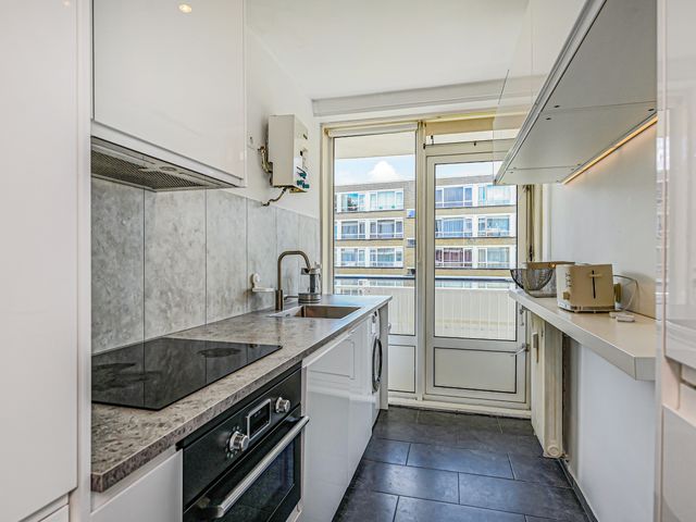 Saffierhorst 186, Den Haag