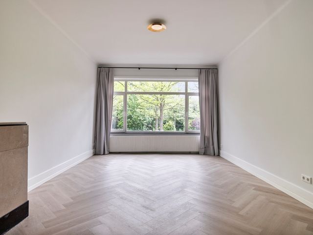 Laan Van Meerdervoort 970, Den Haag