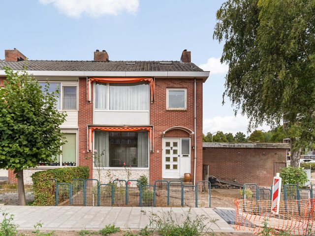 Orchideestraat 32, Zwijndrecht