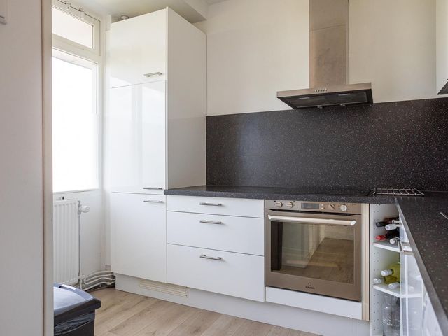 Volendamlaan 873, 'S-Gravenhage