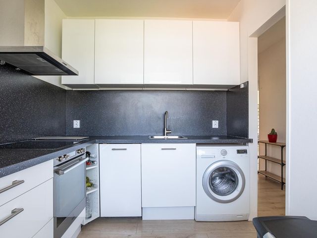 Volendamlaan 873, 'S-Gravenhage