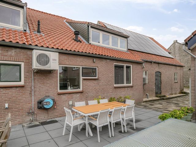 Stadsedijk 11, Oudemolen