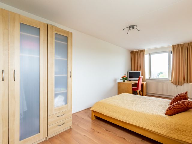 Lauwers 20, Hoofddorp