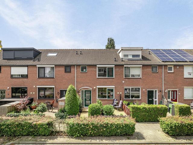Binnensingel 73, Strijen