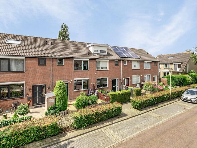 Binnensingel 73, Strijen