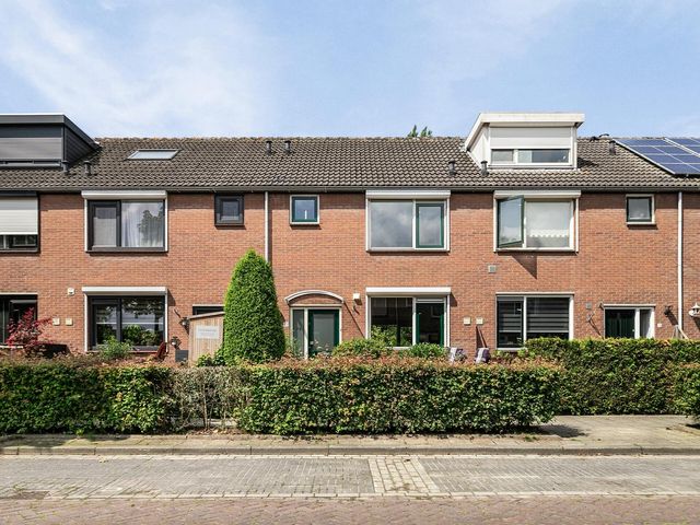 Binnensingel 73, Strijen