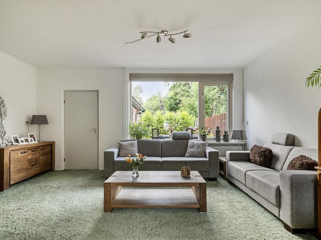 Binnensingel 73, Strijen