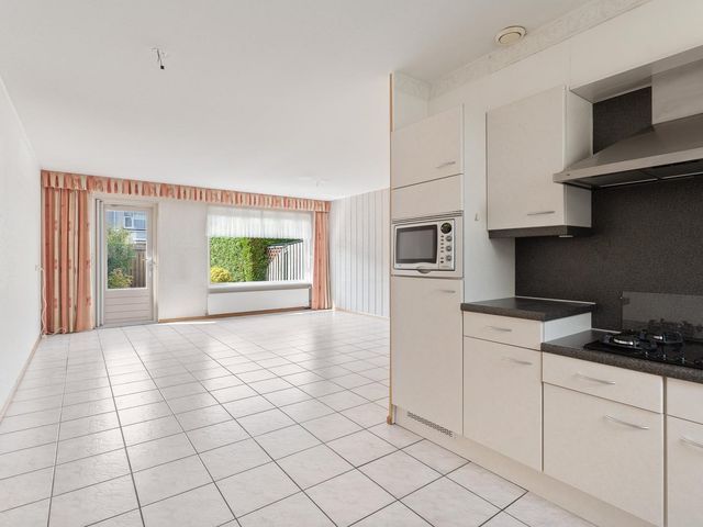Baroniestraat 25, Almere